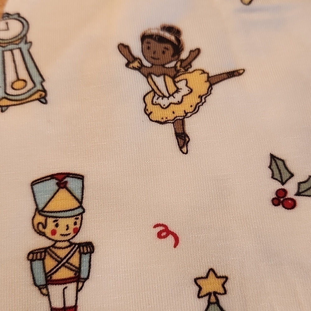 Bellabu Bear Swaddle & Beanie set Nutcracker Christmas Unisex NWT - Picture 4 of 11